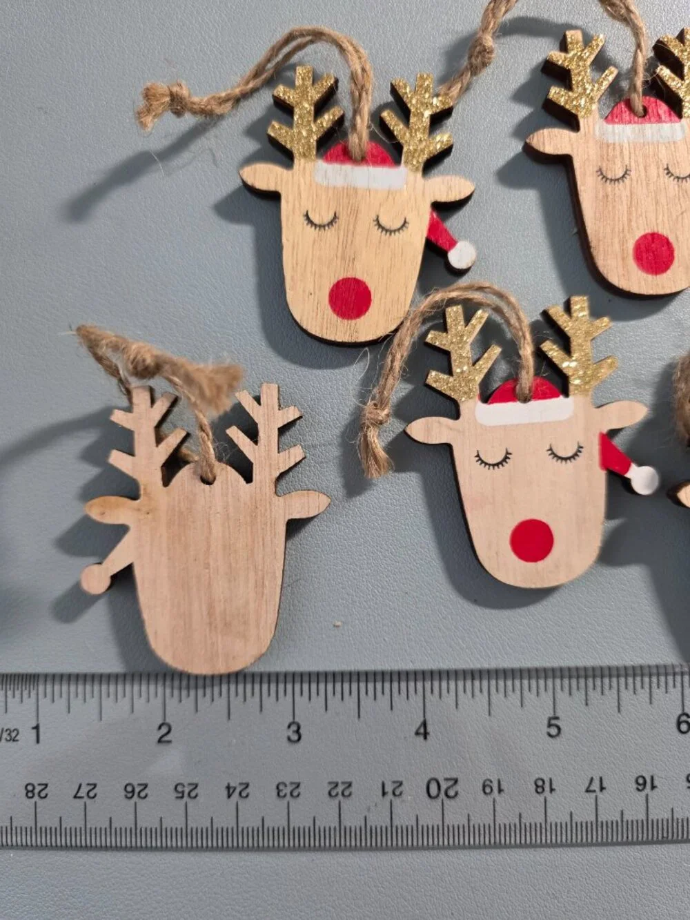6 Reindeer Wooden Gift Tags Ornaments Apx 1